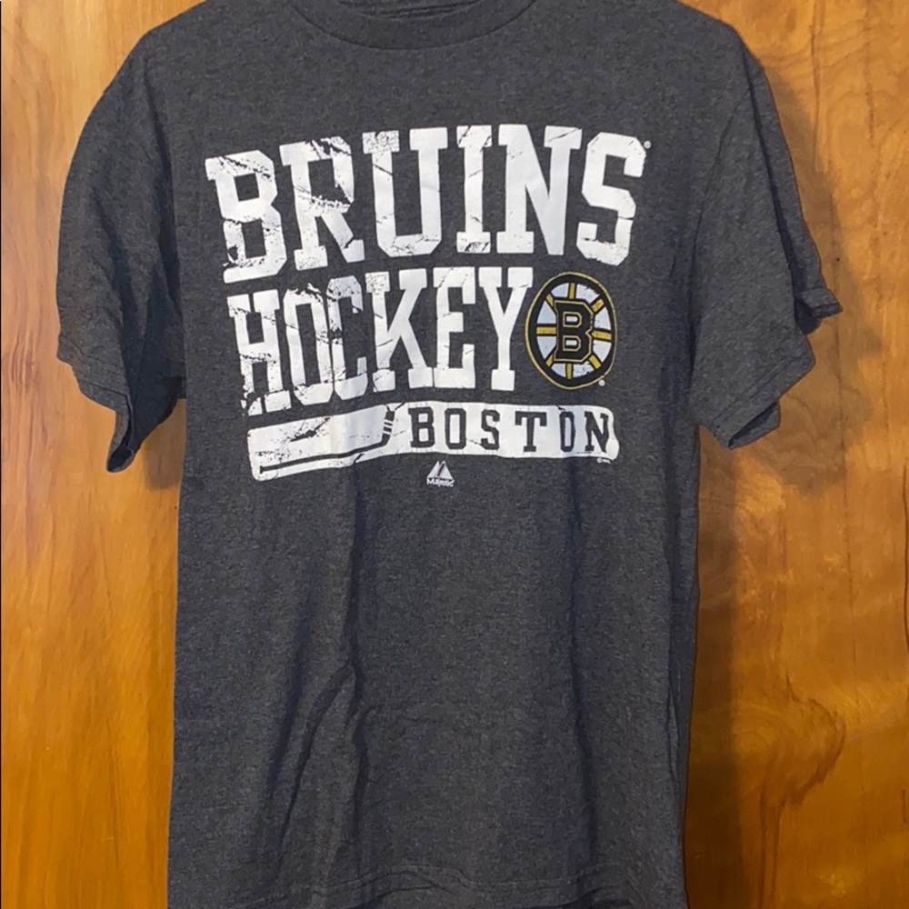 Men’s Majestic Bruins Hockey T shirt